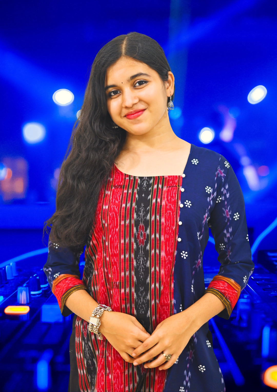 Wovio Modern Ikat Fusion Top D Neck – Blue Base with Mini Dot Motifs & Red–Black