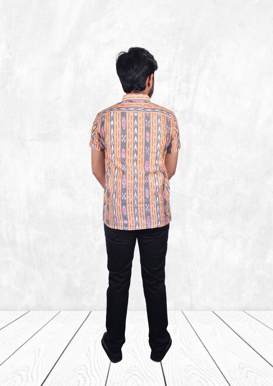 Hand-woven Sambalpuri Men's Cotton Half-sleeve Shirt in Peach