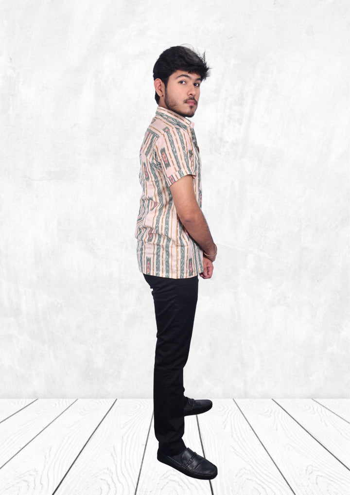 Sambalpuri Handloom  Cotton Men's Half-sleeve Shirt in Beige & Green