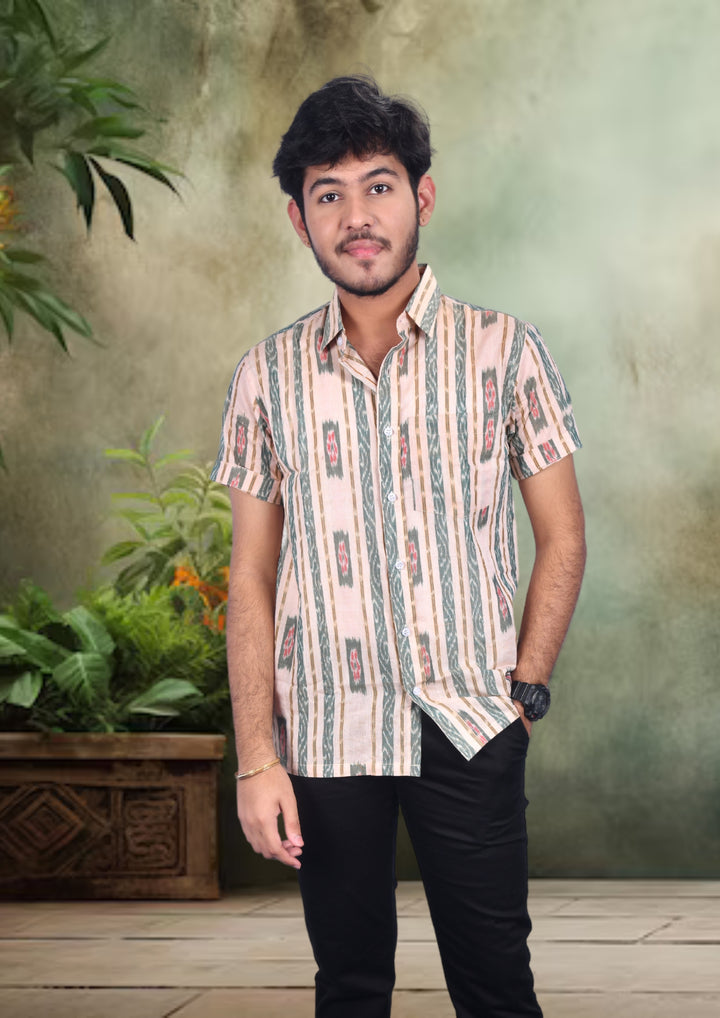 Sambalpuri Handloom  Cotton Men's Half-sleeve Shirt in Beige & Green