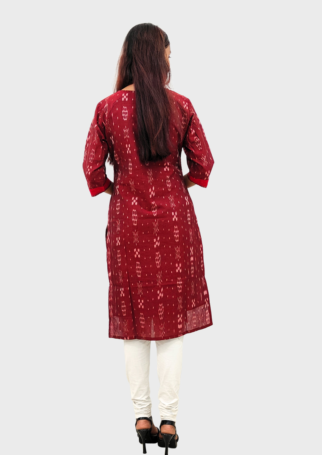 Sambalpuri Women's Kurti – Maroon with Black, Red, and White Pasapali Ikat Motif