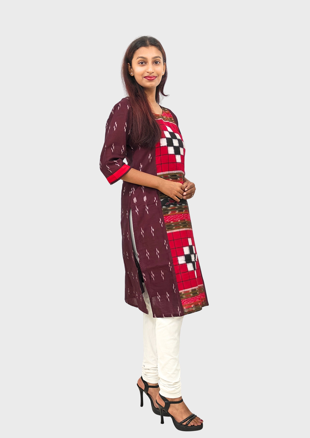 Sambalpuri Women's Kurti – Maroon with Black and White Pasapali Ikat Motif