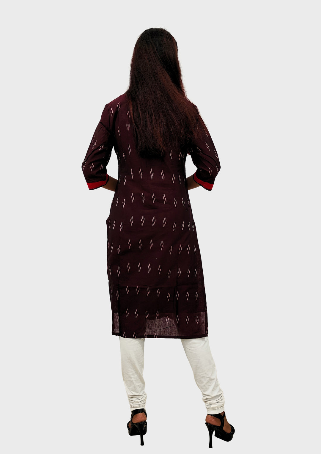 Sambalpuri Women's Kurti – Black with Red and White Pasapali Ikat Motif