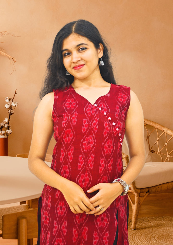 Wovio Modern Ikat Dress - Sleeveless Maroon Base with Wavy Motif & Button Accent