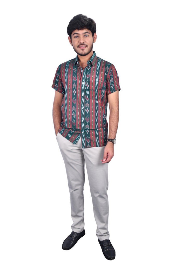 Sambalpuri Handloom Men's Half-sleeve Shirt in Green & Maroon