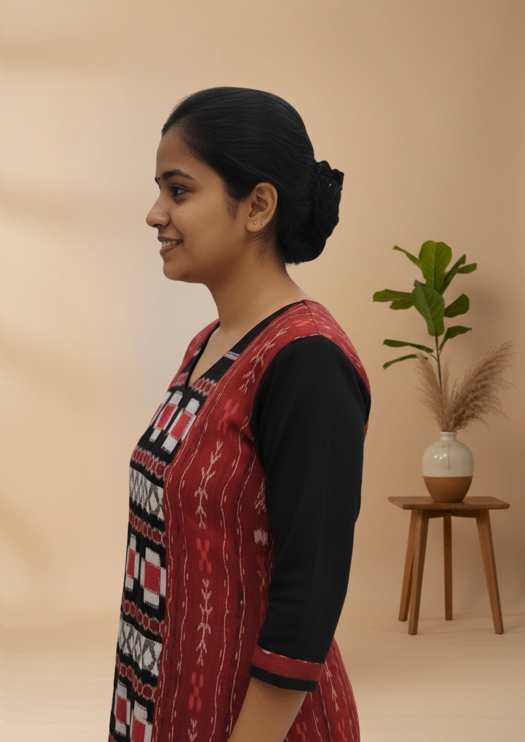 Sambalpuri Women's Kurti -  Triple Sapta Design in Multicolour