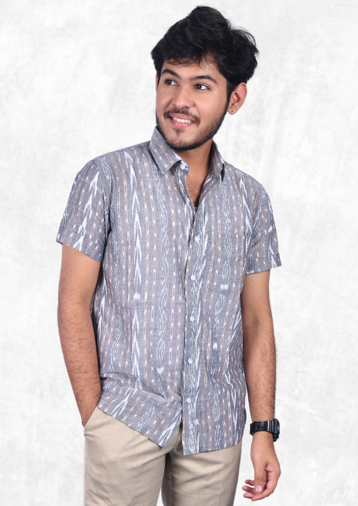 Hand-woven Sambalpuri Cotton Men's Half-sleeve Shirt in Grey