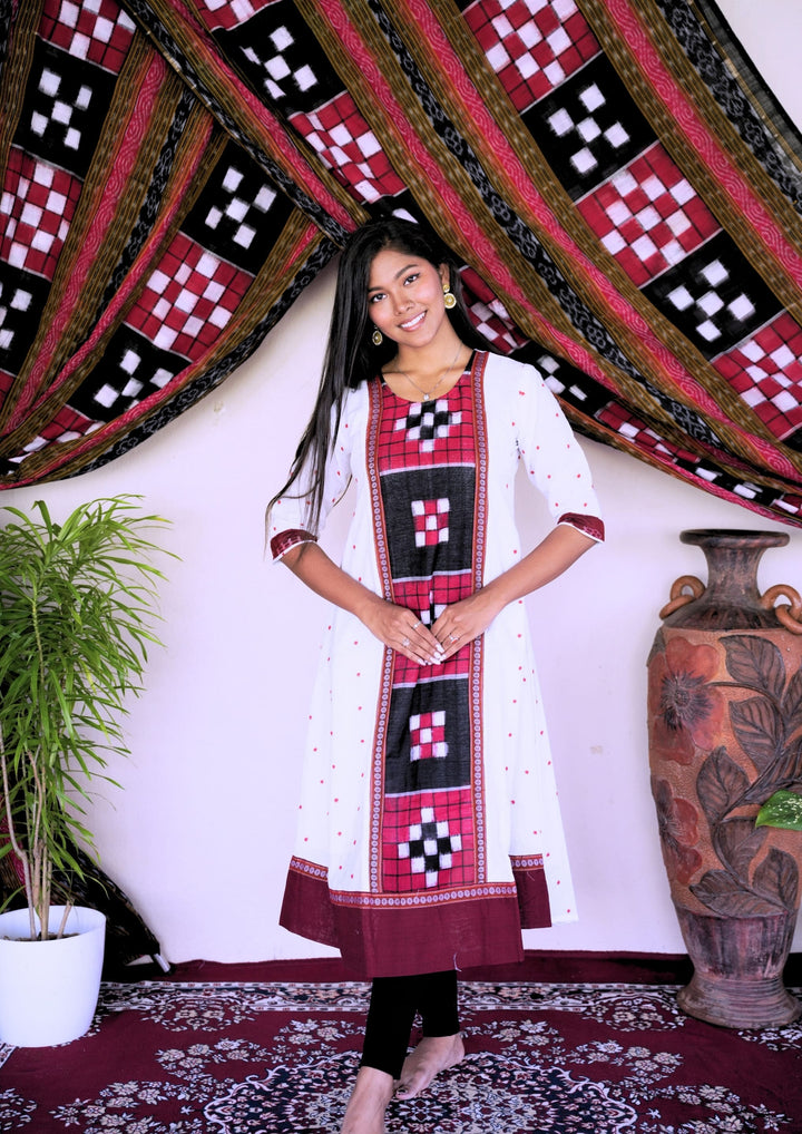 Sambalpuri Women’s Kurti – White with Maroon Border and Black-Red Ikat Panel Detailing in Traditional Pattern