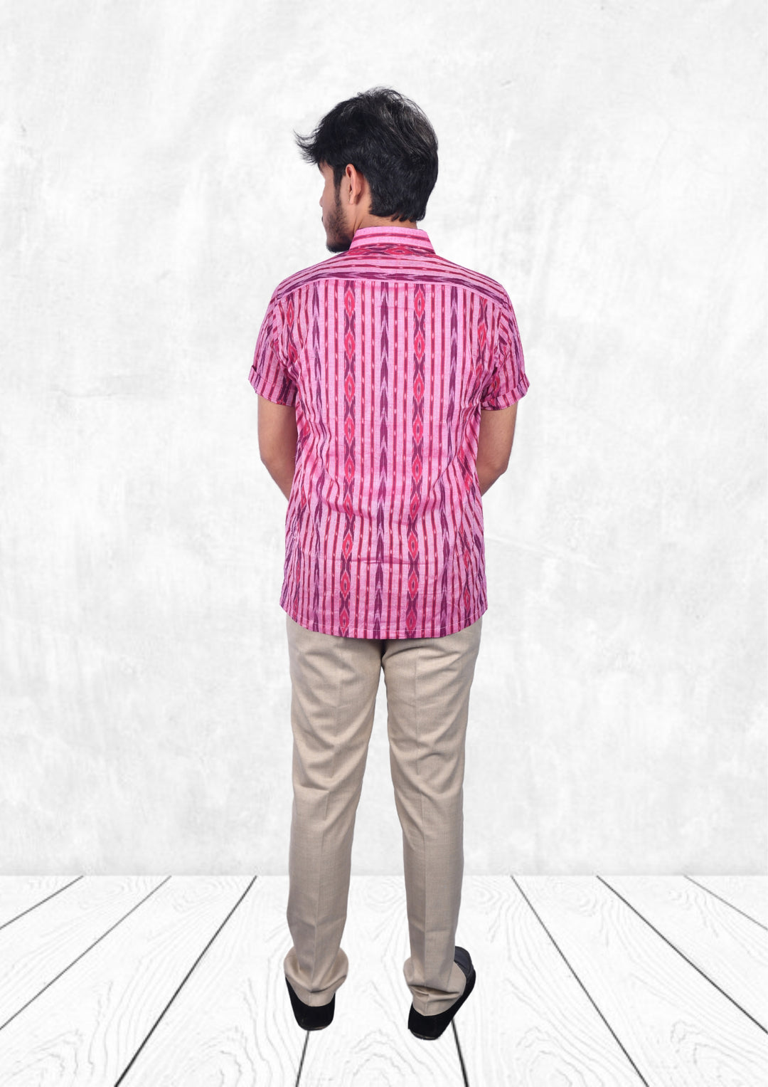 Sambalpuri Handloom Cotton Pink Half-sleeve Shirt for Men