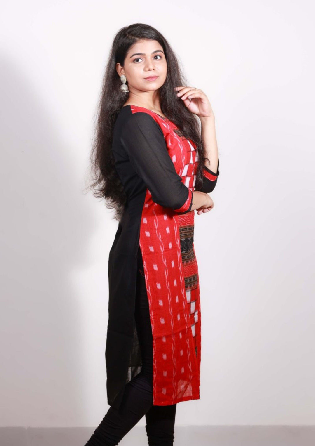 Sambalpuri Women's Kurti - Hand-woven Red Bichitrapuri Design