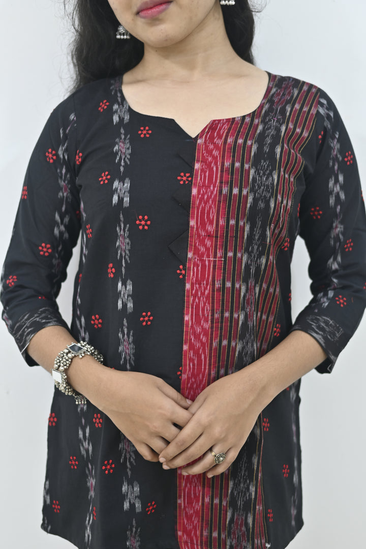 Wovio Modern Ikat Fusion Top V Neck – Black Base with Mini Dot Motifs & Red–Black