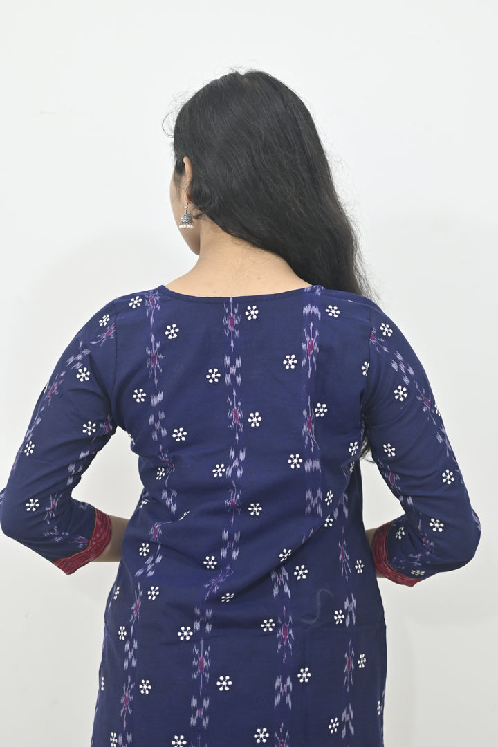 Wovio Modern Ikat Fusion Top V Neck – Blue Base with Mini Dot Motifs & Red–Black