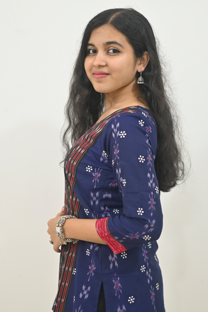 Wovio Modern Ikat Fusion Top V Neck – Blue Base with Mini Dot Motifs & Red–Black