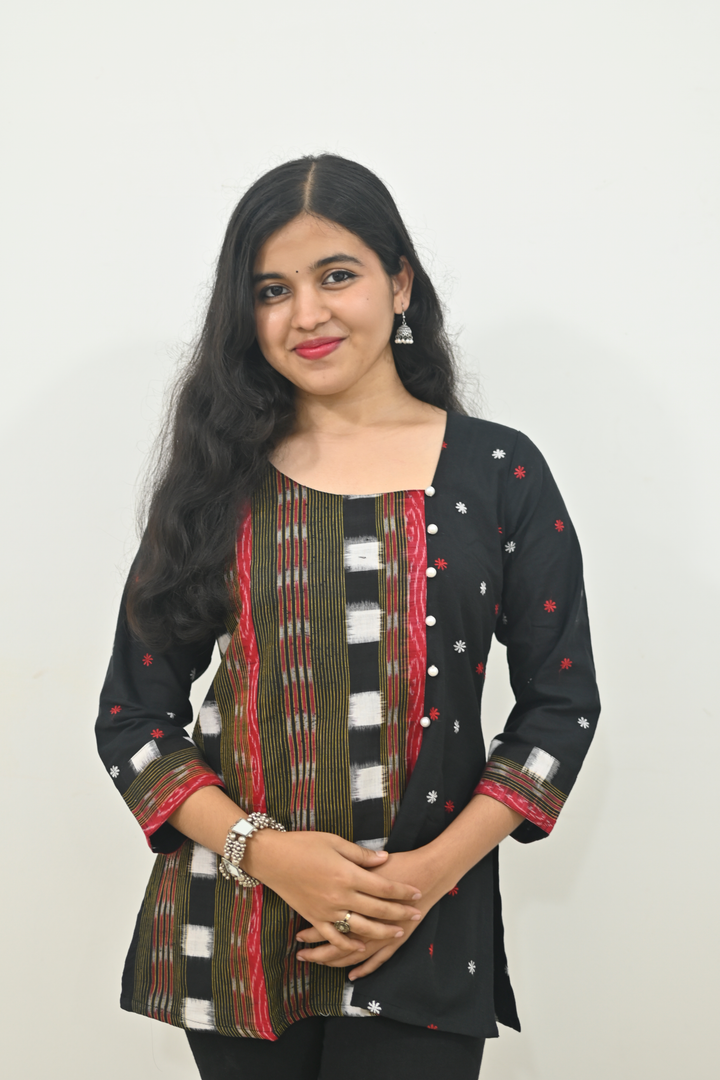 Wovio Modern Ikat Fusion Top D Neck – Black Base with Mini Dot Motifs & Red–Black