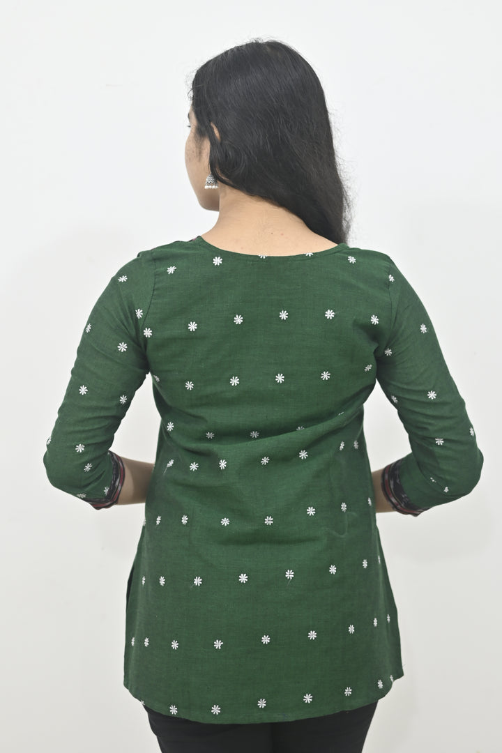 Wovio Modern Ikat Fusion Top V Neck – Green Base with Mini Dot Motifs & Red–Black